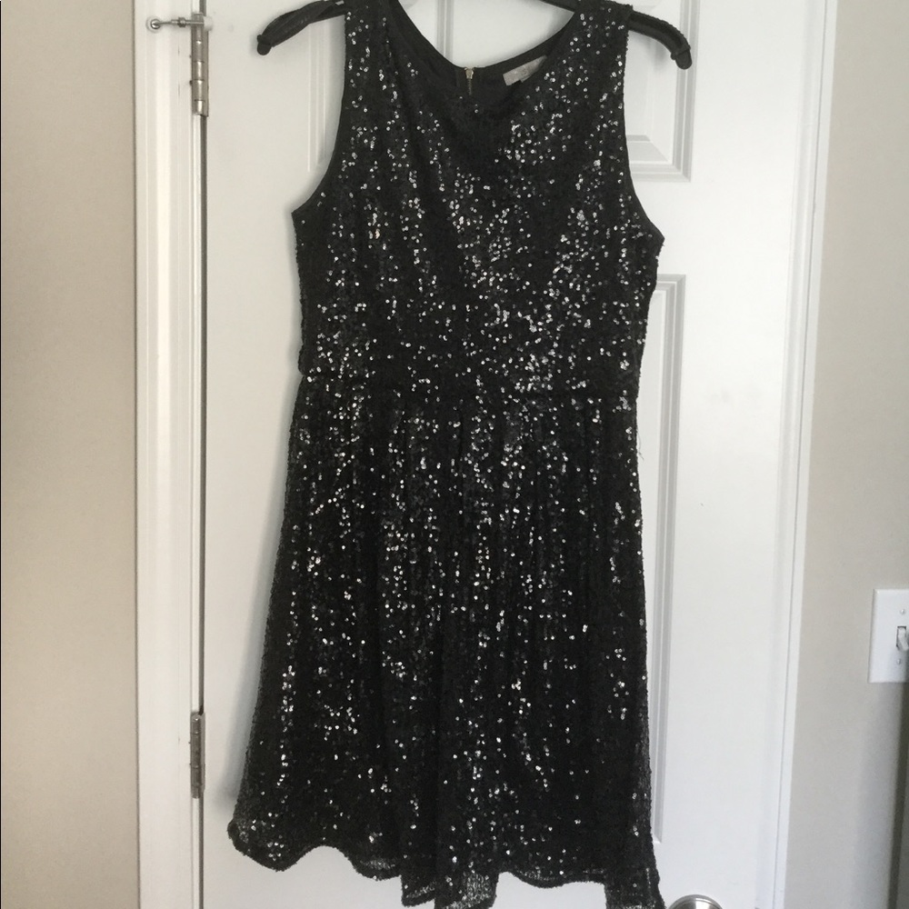 Sparkly black sequin cocktail dress